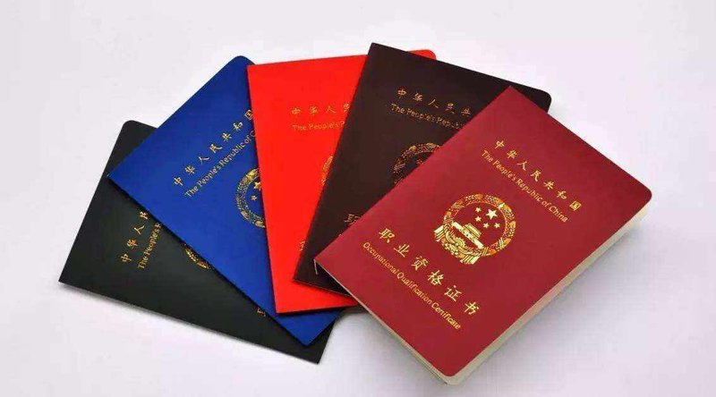 在快节奏的现代生活中，如何高效管理个人健康？这不仅是每个个体关注的问题，也是健康管理公司致力于解决的核心挑战。